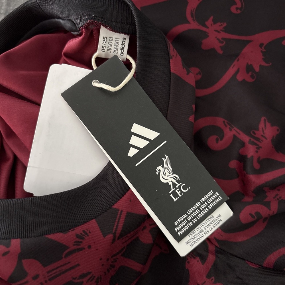 adidas 2025-26 Liverpool Men's Pre-Match Soccer Jersey XL - Picture 6 of 9